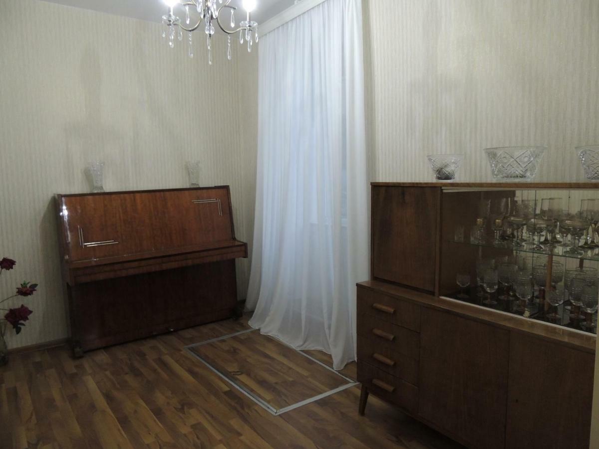 Blue Guesthouse Kazbegi Bagian luar foto